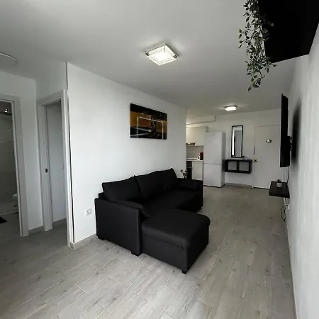 Apartamento 5 Minutes To - Heated Pool