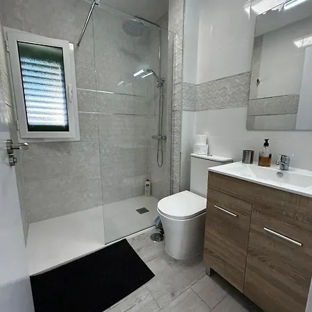 Apartamento 5 Minutes To - Heated Pool